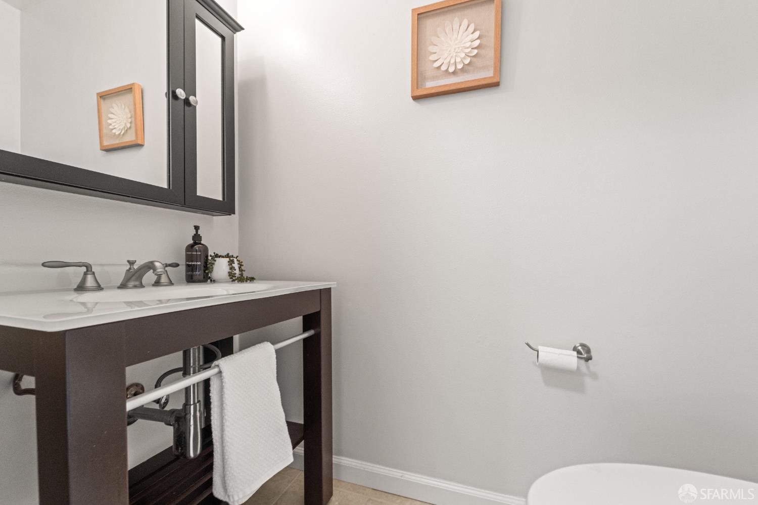 Detail Gallery Image 18 of 53 For 3433 Norton Way #6,  Pleasanton,  CA 94566 - 2 Beds | 1/1 Baths