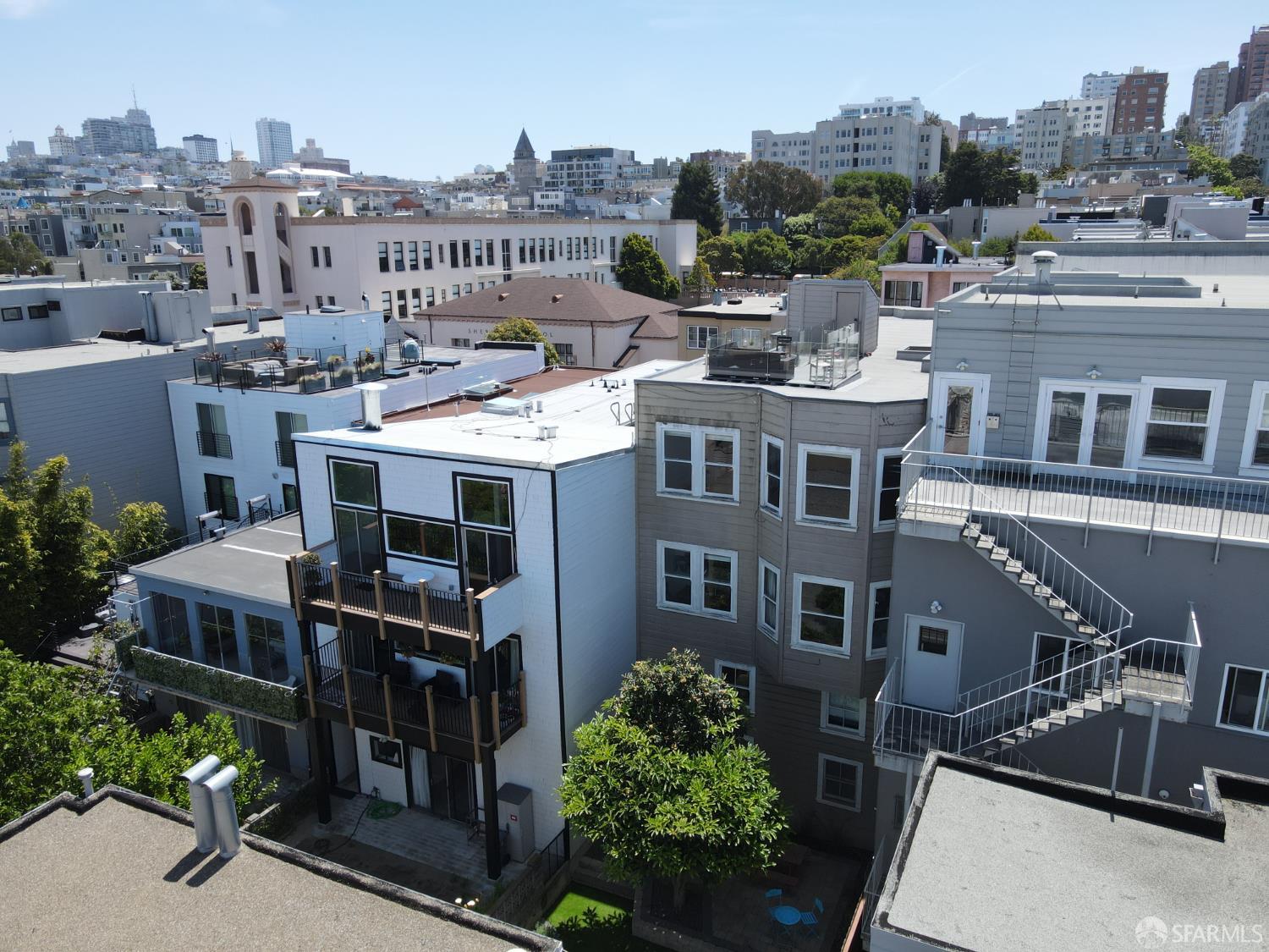 Detail Gallery Image 62 of 67 For 1680 Union St, San Francisco,  CA 94123 - – Beds | – Baths