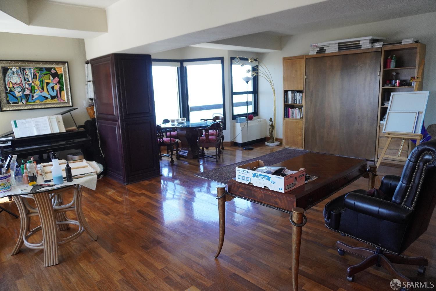 Detail Gallery Image 6 of 21 For 6363 Christie Ave #2426,  Emeryville,  CA 94608 - 2 Beds | 2 Baths