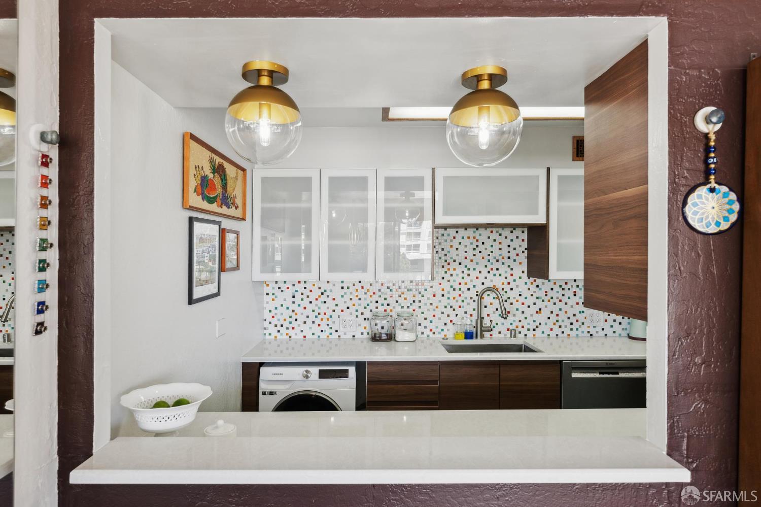 Detail Gallery Image 15 of 48 For 66 Cleary Ct #706,  San Francisco,  CA 94109 - 3 Beds | 2 Baths