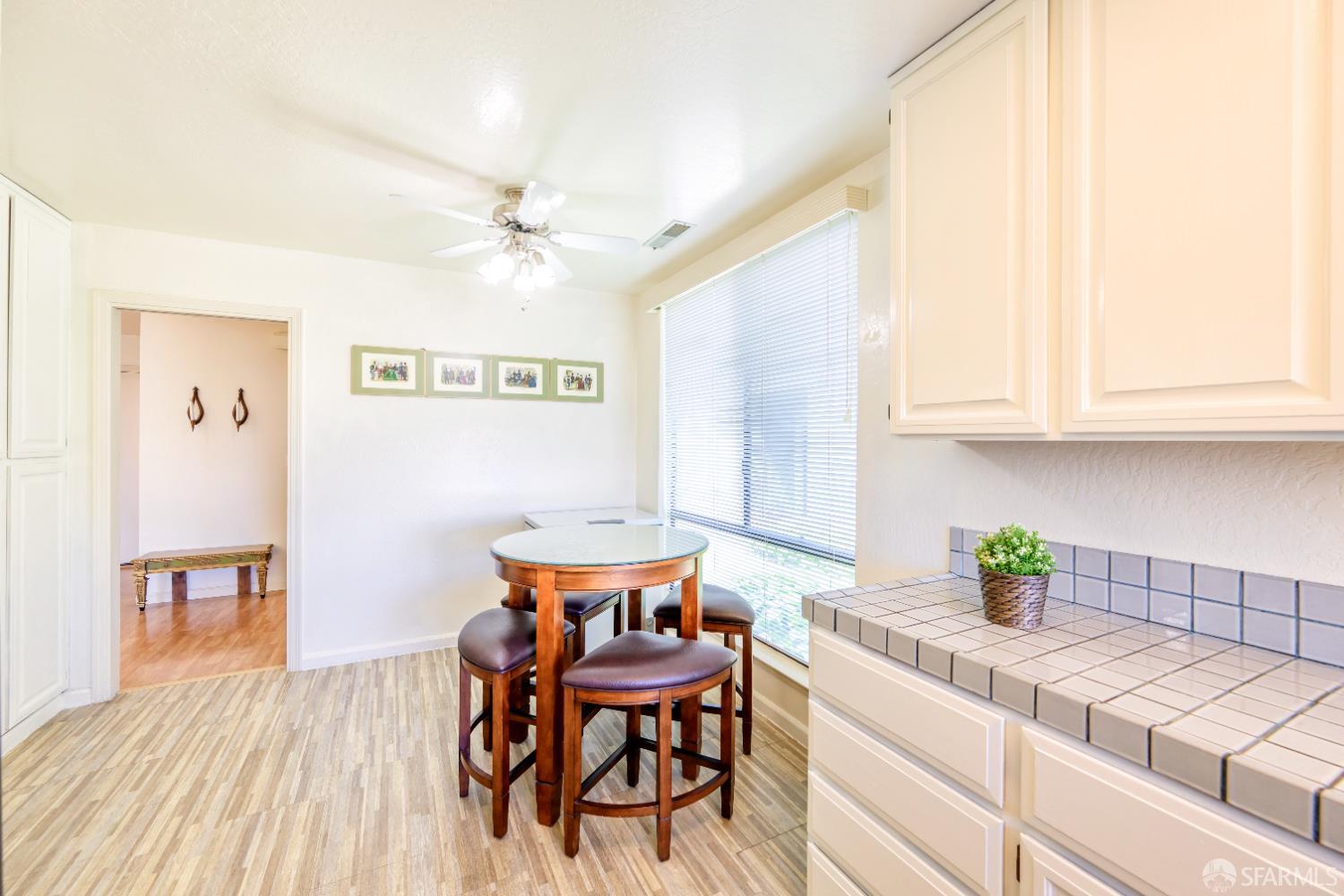 Detail Gallery Image 25 of 64 For 3370 Longview Ct, San Pablo,  CA 94806 - 3 Beds | 2/1 Baths