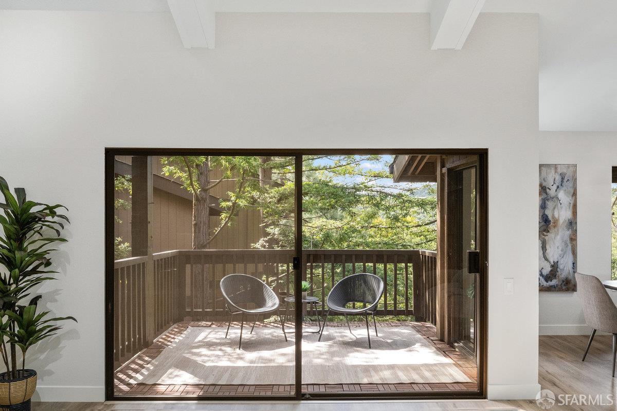 Detail Gallery Image 34 of 54 For 3349 Brittan Ave #12,  San Carlos,  CA 94070 - 3 Beds | 2 Baths