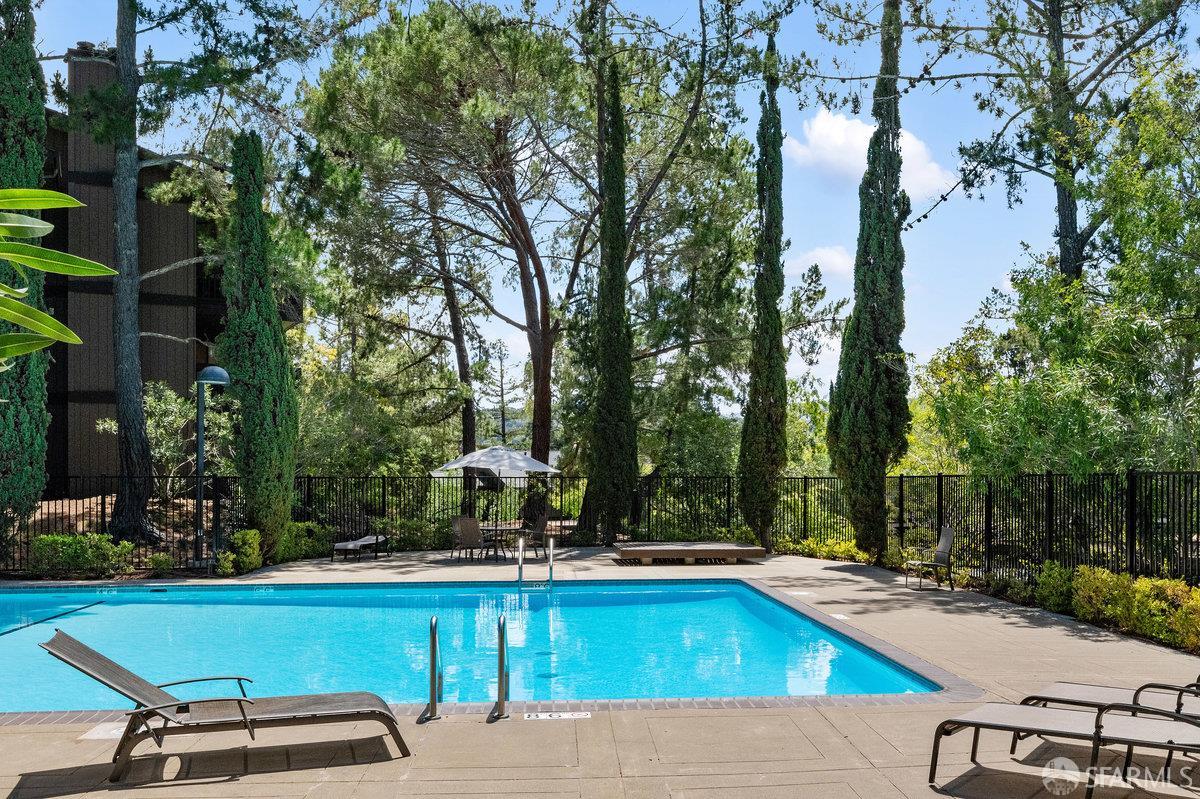 Detail Gallery Image 46 of 54 For 3349 Brittan Ave #12,  San Carlos,  CA 94070 - 3 Beds | 2 Baths