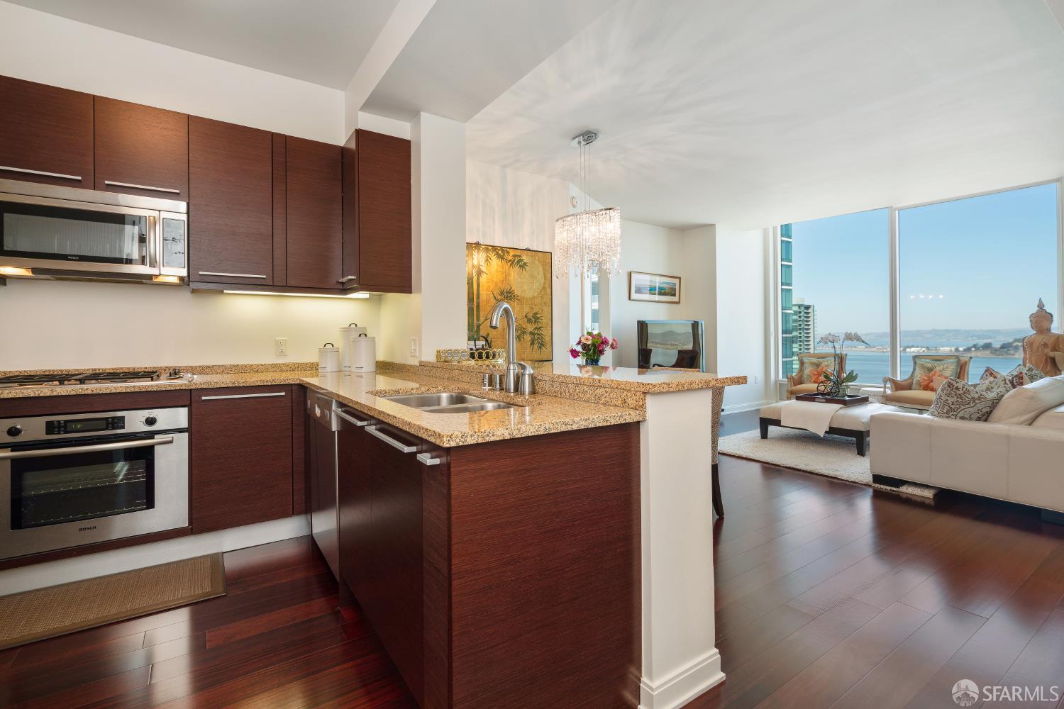 Detail Gallery Image 2 of 13 For 425 1st St #801,  San Francisco,  CA 94105 - 1 Beds | 1 Baths