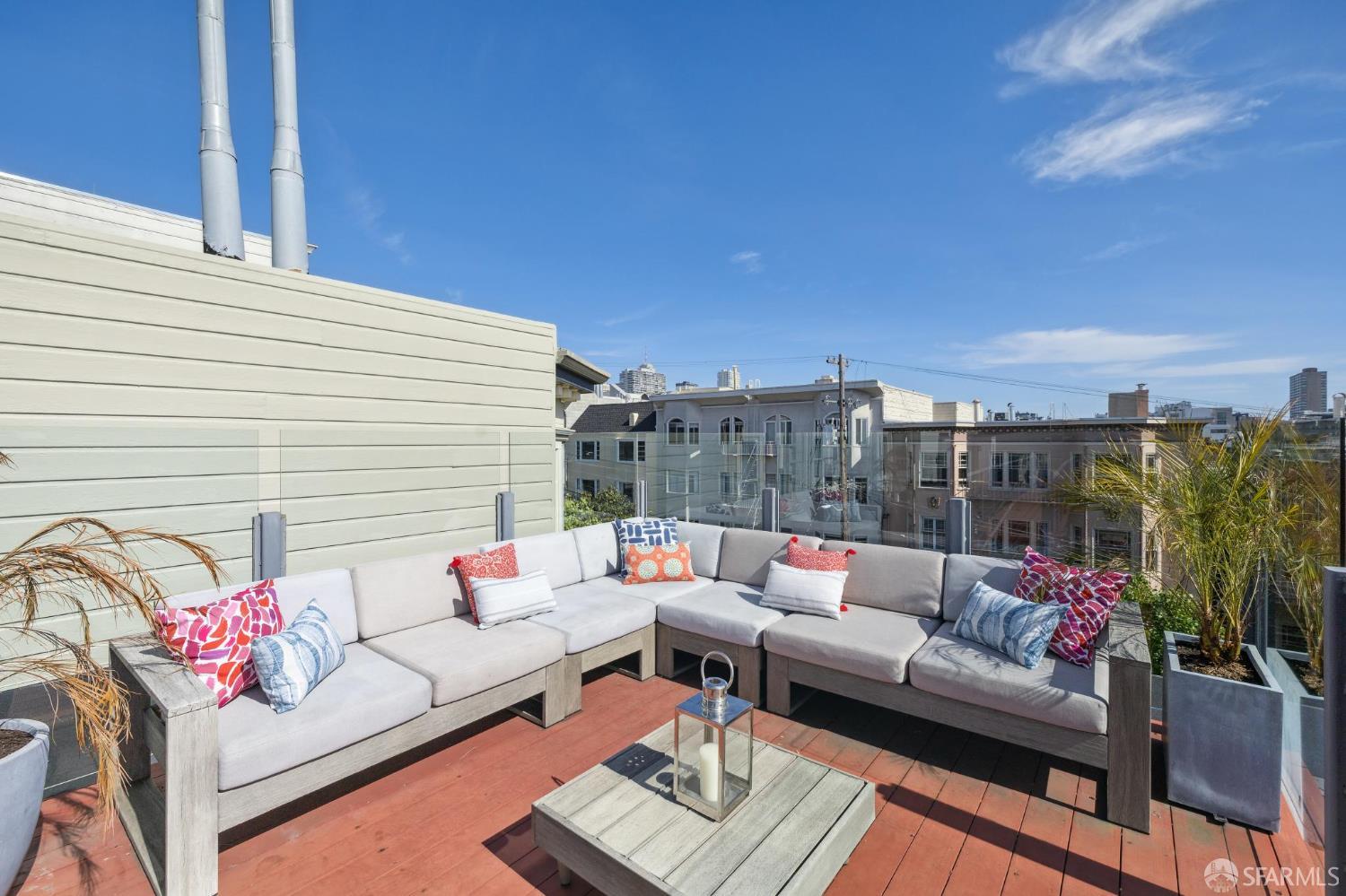 Detail Gallery Image 41 of 47 For 1370 Green St, San Francisco,  CA 94109 - 3 Beds | 2 Baths