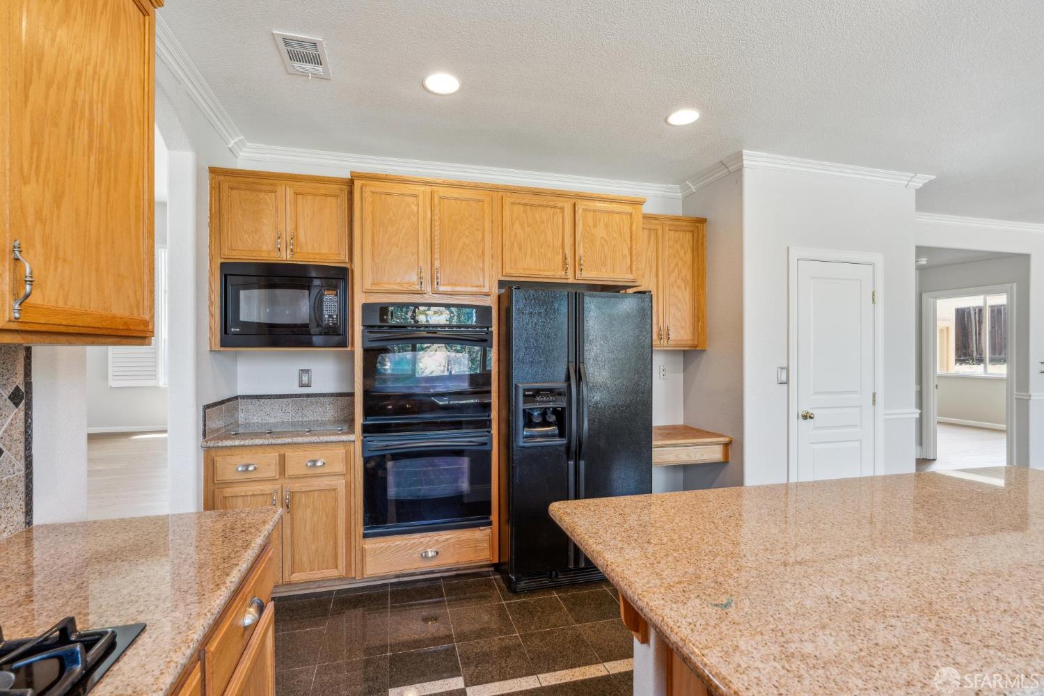 Detail Gallery Image 15 of 64 For 5317 Judsonville Dr, Antioch,  CA 94531 - 4 Beds | 3 Baths