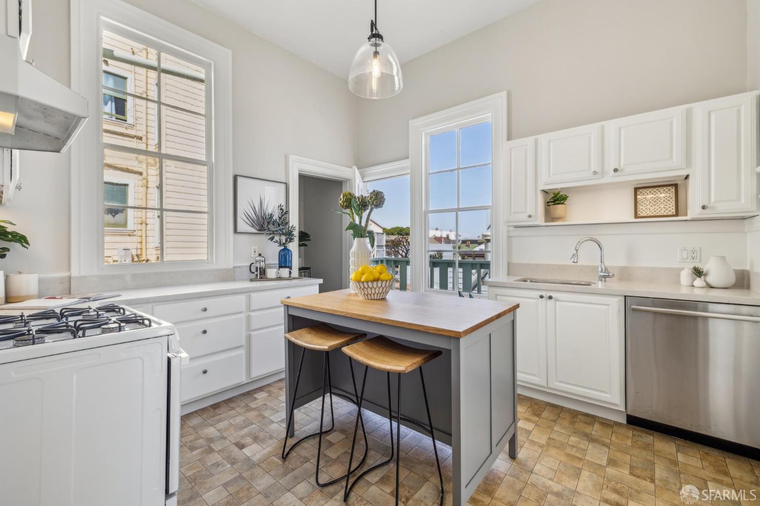 Detail Gallery Image 27 of 40 For 436 Page St, San Francisco,  CA 94102 - 2 Beds | 1 Baths