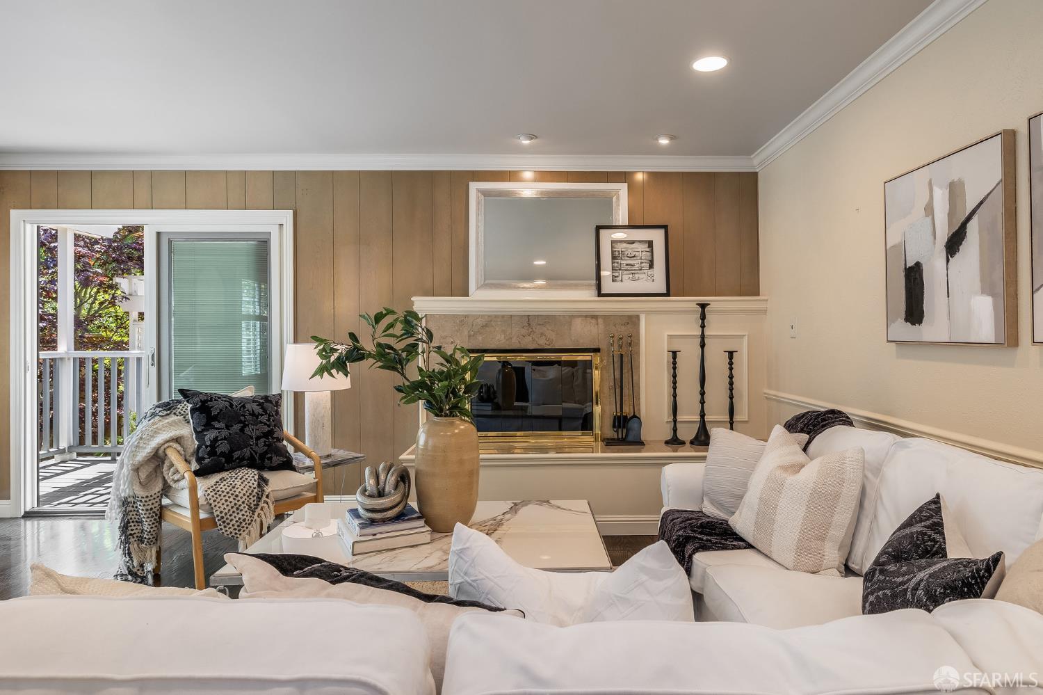 Detail Gallery Image 27 of 73 For 219 Clarendon Rd, Burlingame,  CA 94010 - 3 Beds | 2/1 Baths