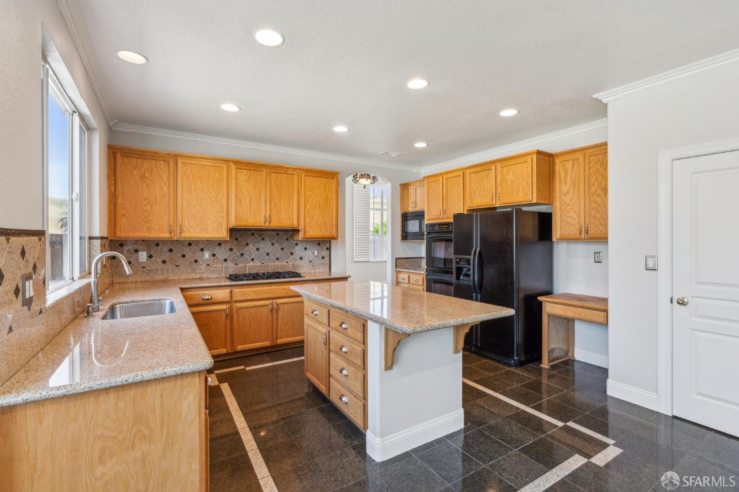 Detail Gallery Image 14 of 64 For 5317 Judsonville Dr, Antioch,  CA 94531 - 4 Beds | 3 Baths