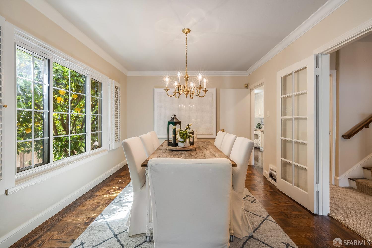 Detail Gallery Image 15 of 73 For 219 Clarendon Rd, Burlingame,  CA 94010 - 3 Beds | 2/1 Baths