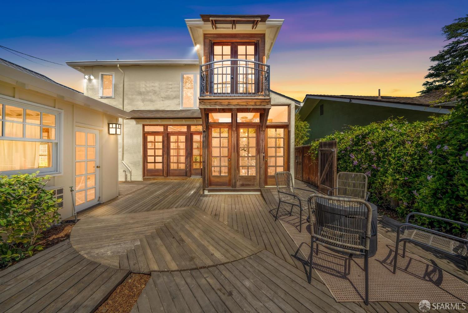 Detail Gallery Image 39 of 72 For 753 La Para Ave, Palo Alto,  CA 94306 - 4 Beds | 3 Baths