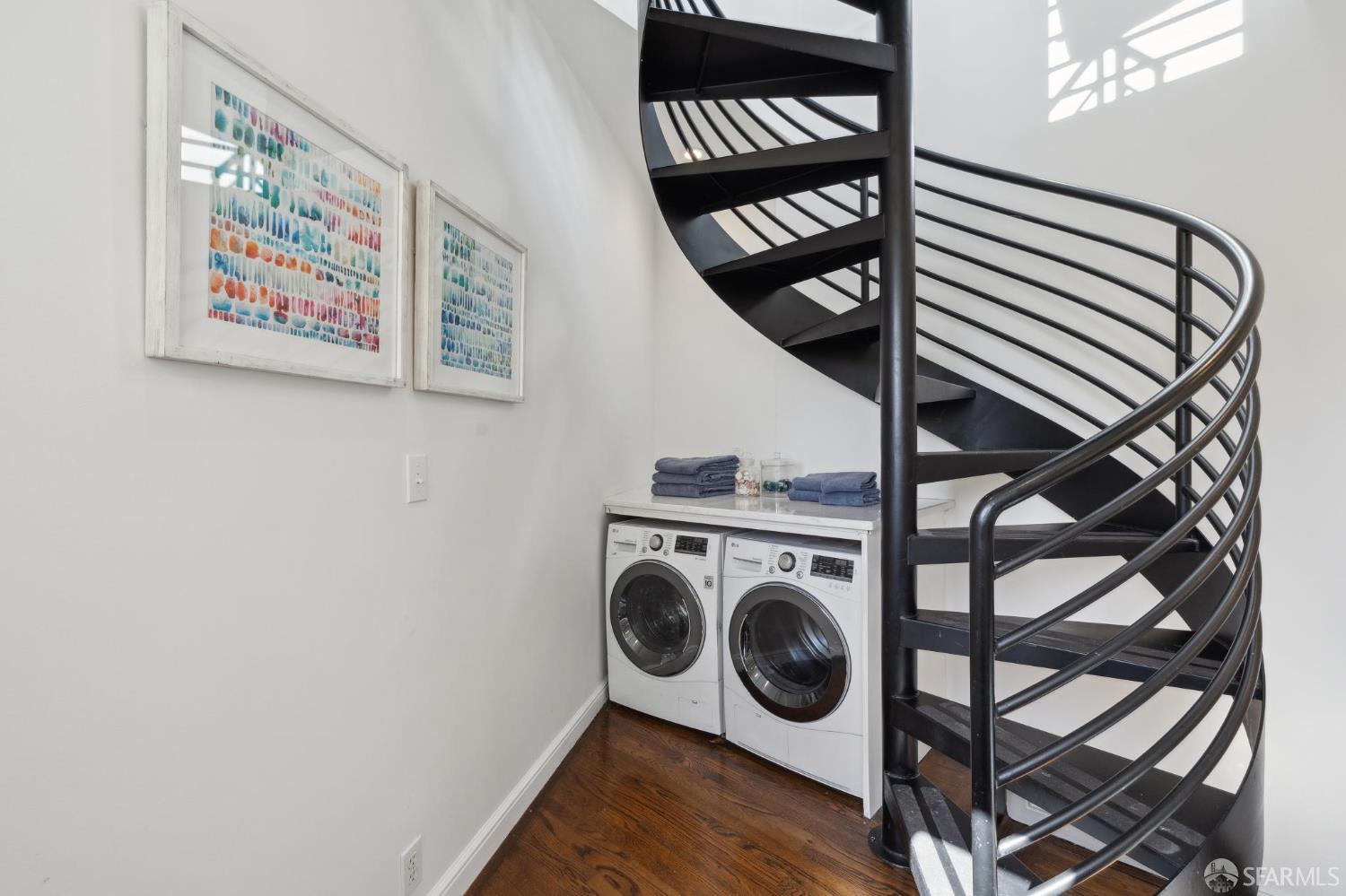 Detail Gallery Image 19 of 47 For 1370 Green St, San Francisco,  CA 94109 - 3 Beds | 2 Baths