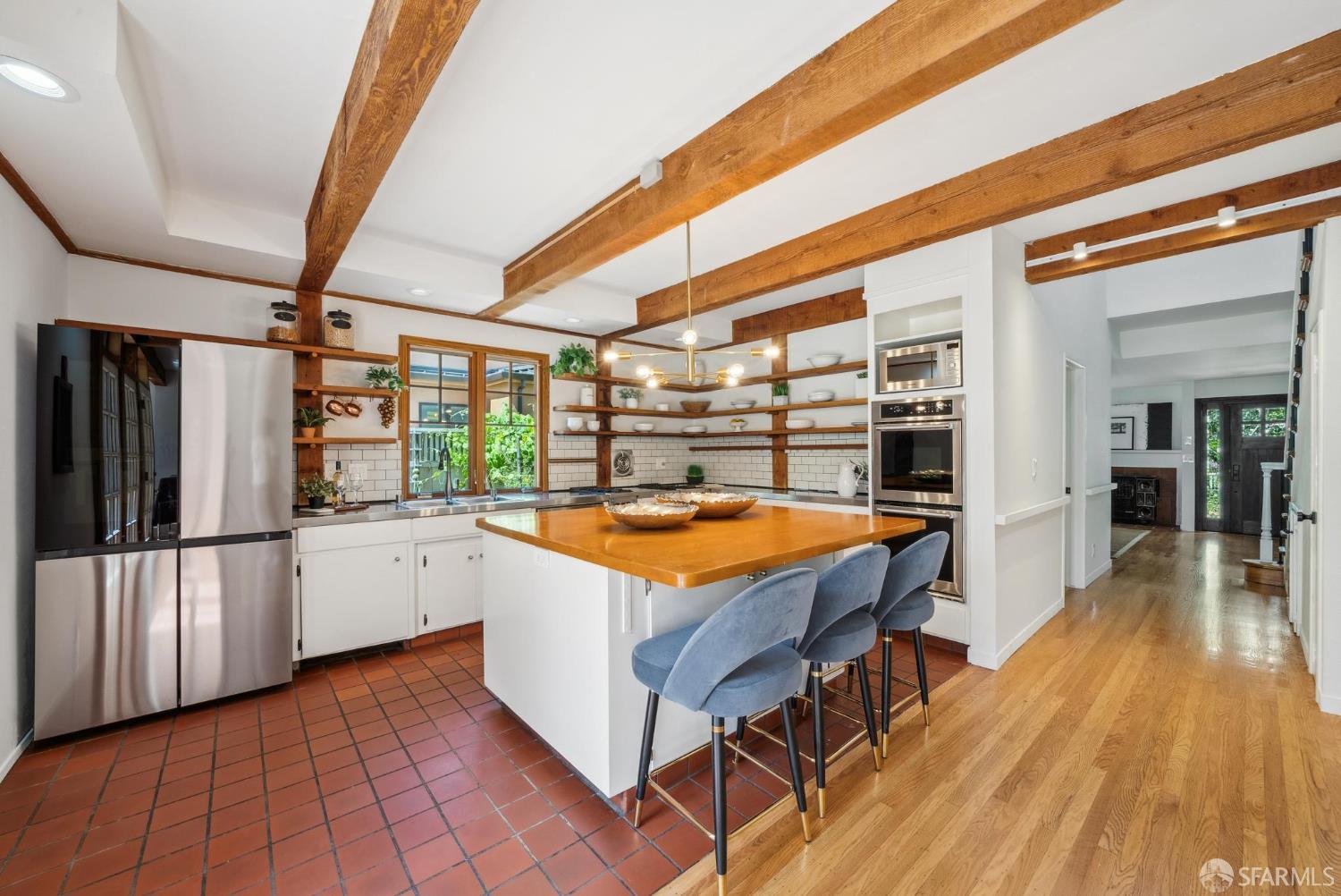 Detail Gallery Image 11 of 72 For 753 La Para Ave, Palo Alto,  CA 94306 - 4 Beds | 3 Baths