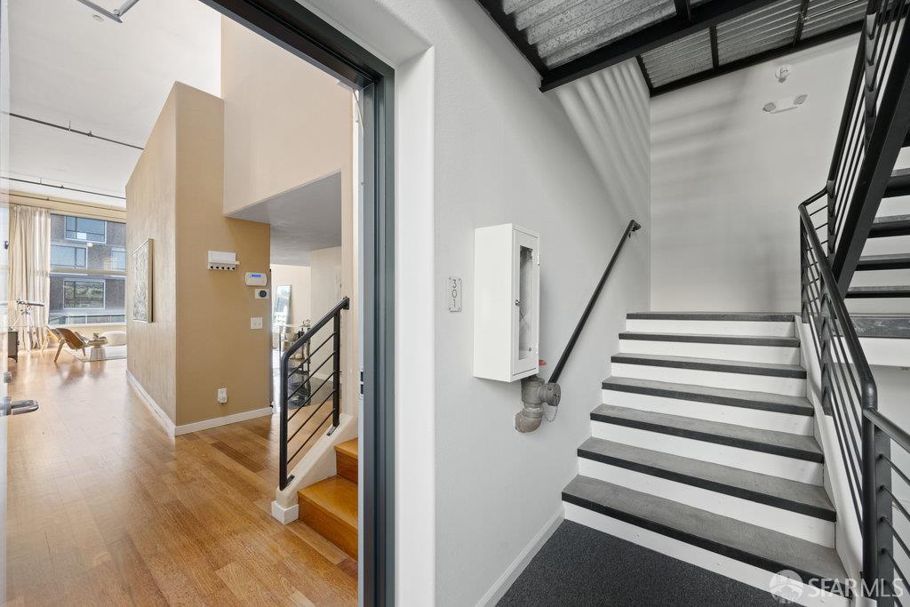 Detail Gallery Image 6 of 64 For 340 6th St #301,  San Francisco,  CA 94103 - 2 Beds | 2 Baths
