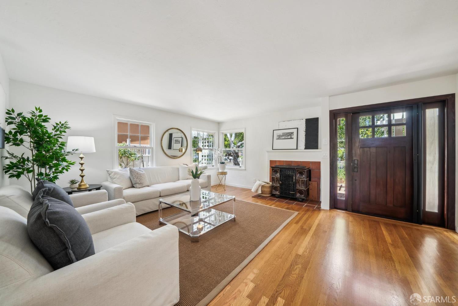 Detail Gallery Image 5 of 72 For 753 La Para Ave, Palo Alto,  CA 94306 - 4 Beds | 3 Baths