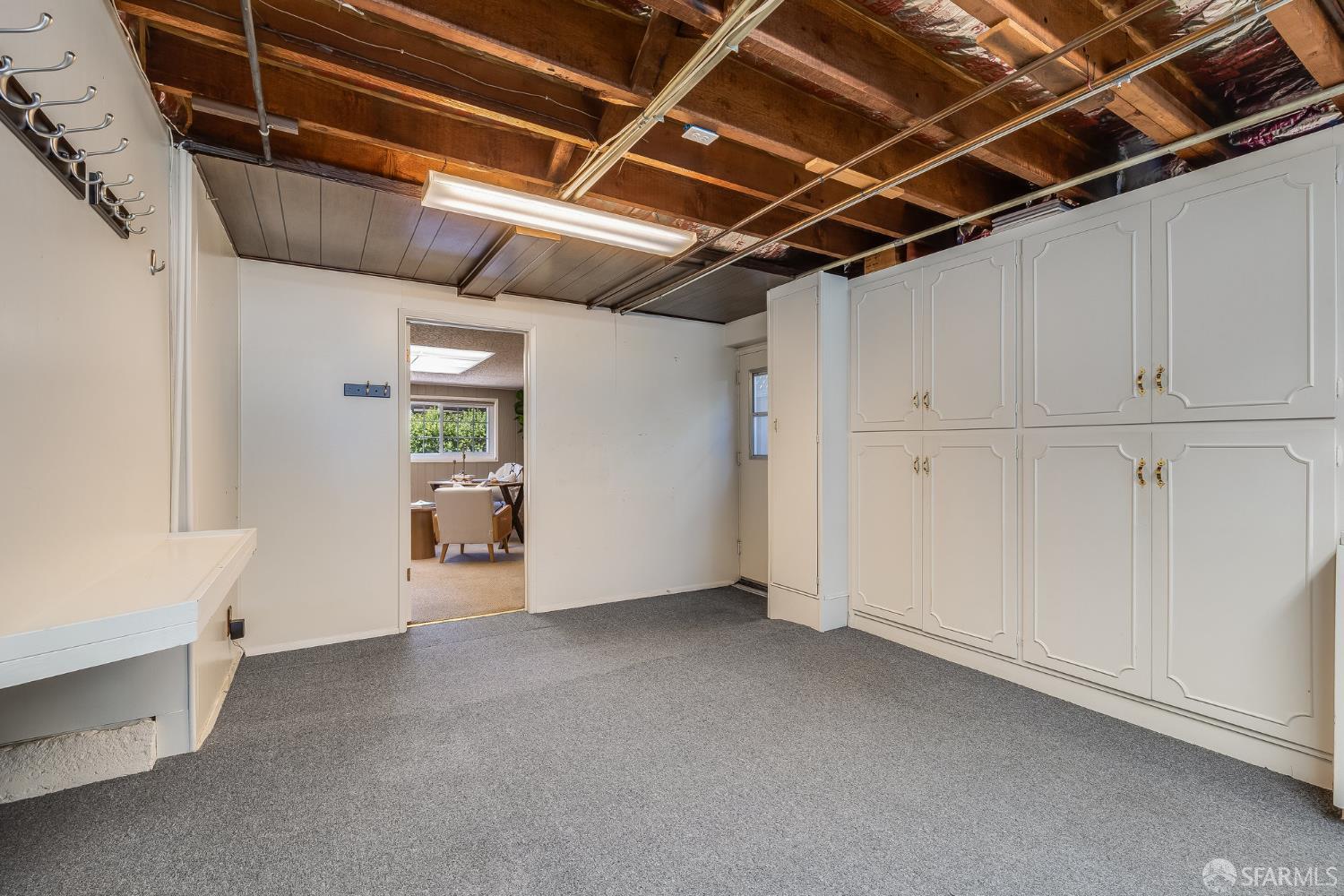 Detail Gallery Image 58 of 73 For 219 Clarendon Rd, Burlingame,  CA 94010 - 3 Beds | 2/1 Baths