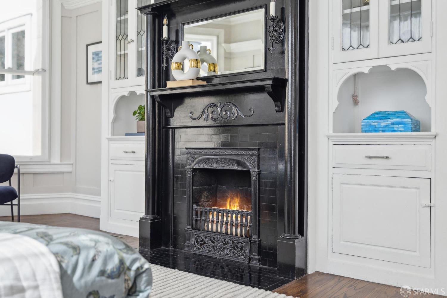 Detail Gallery Image 22 of 47 For 1370 Green St, San Francisco,  CA 94109 - 3 Beds | 2 Baths