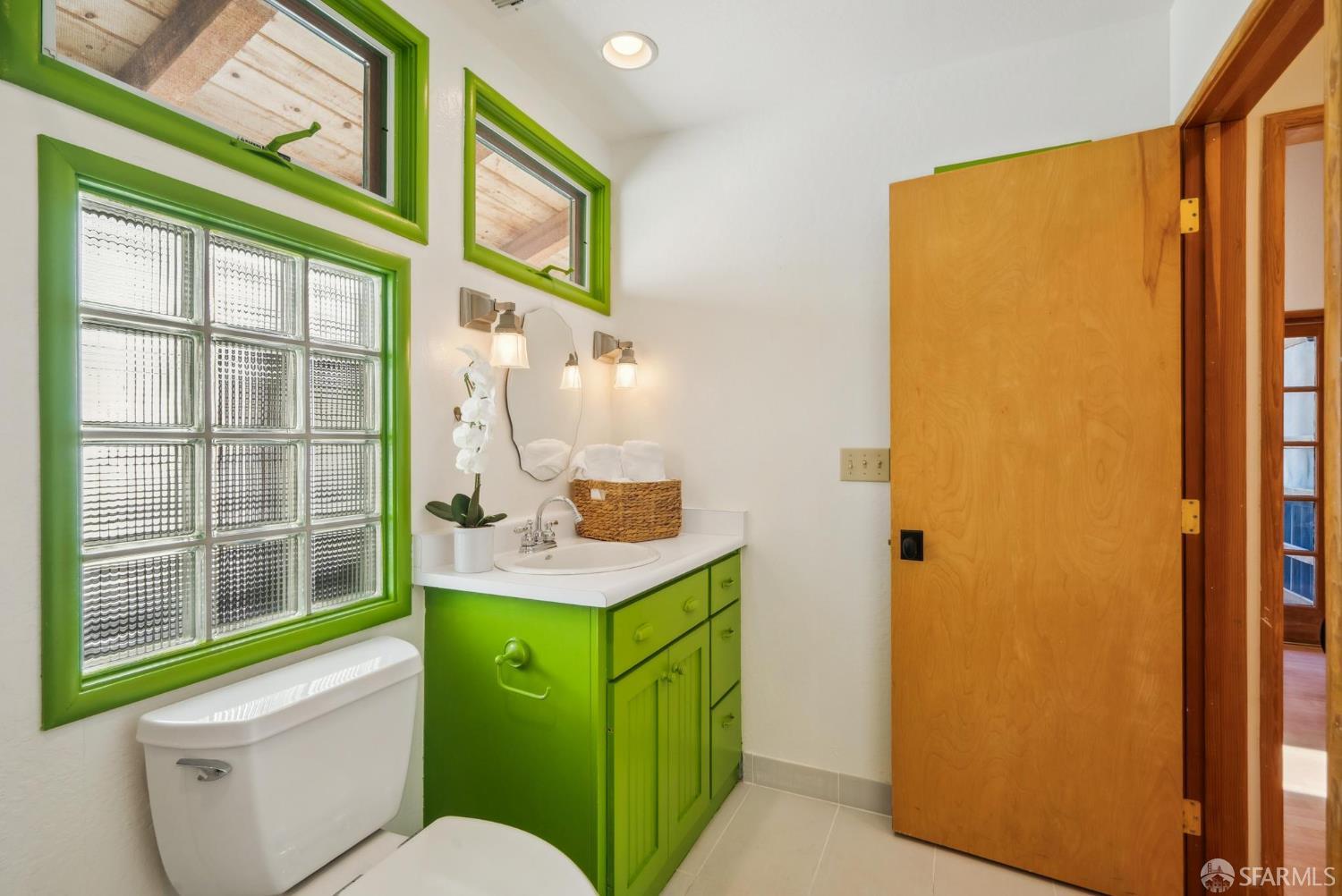 Detail Gallery Image 50 of 72 For 753 La Para Ave, Palo Alto,  CA 94306 - 4 Beds | 3 Baths