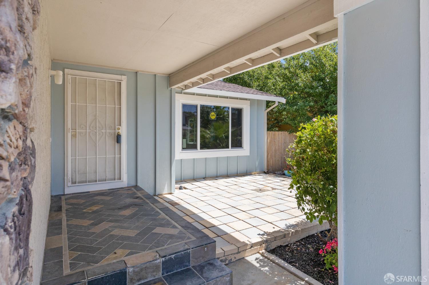 Detail Gallery Image 3 of 31 For 35 Doral Way, Antioch,  CA 94509 - 3 Beds | 2 Baths