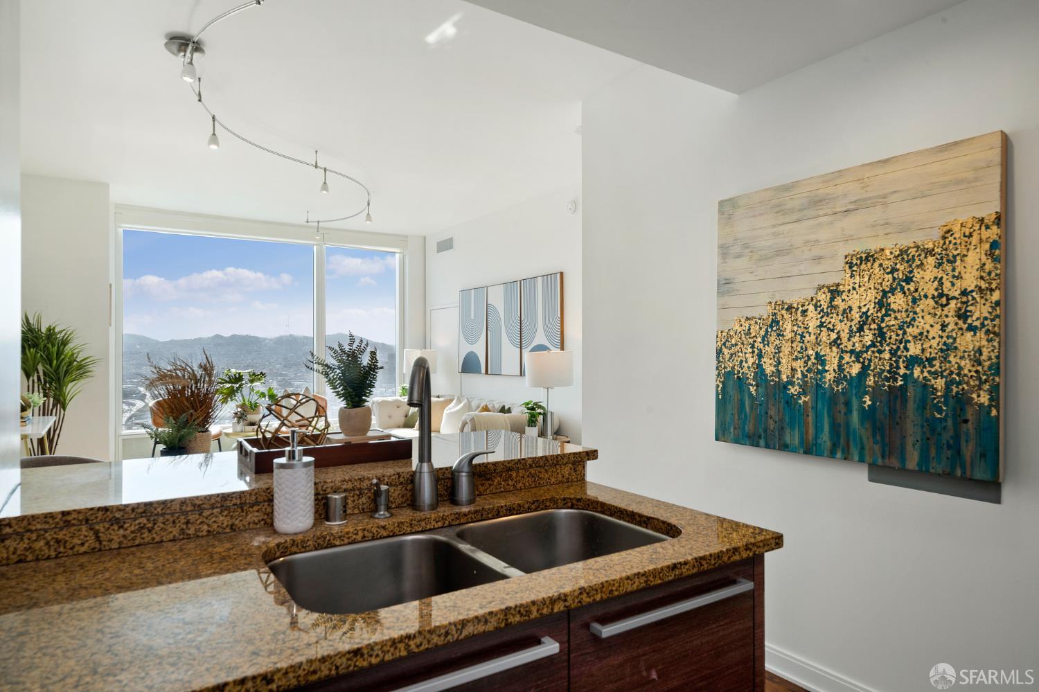 Detail Gallery Image 2 of 14 For 425 1st St #2205,  San Francisco,  CA 94105 - 1 Beds | 1 Baths