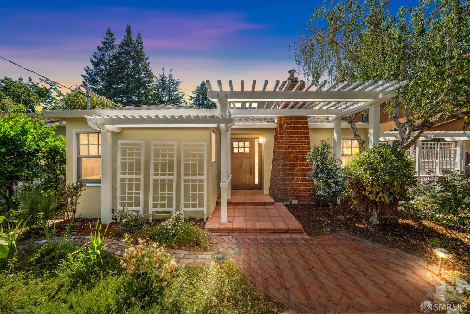 Detail Gallery Image 1 of 72 For 753 La Para Ave, Palo Alto,  CA 94306 - 4 Beds | 3 Baths