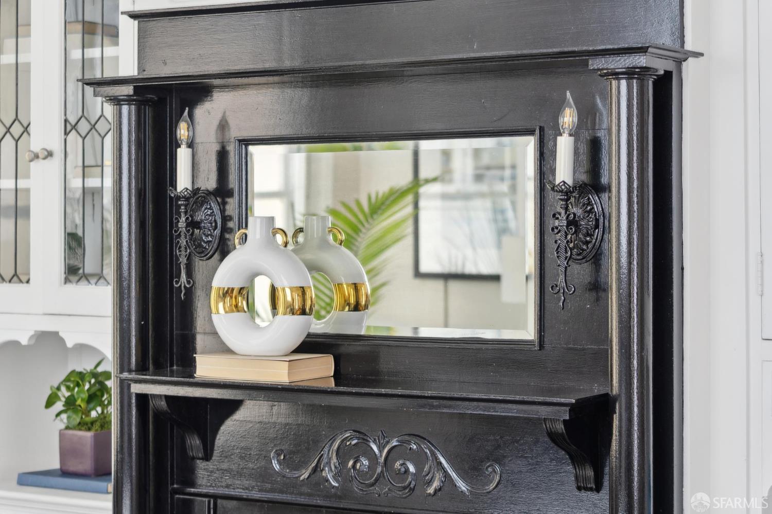 Detail Gallery Image 23 of 47 For 1370 Green St, San Francisco,  CA 94109 - 3 Beds | 2 Baths