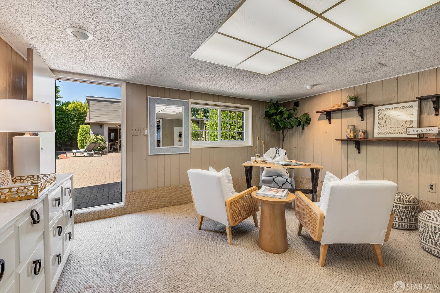 Detail Gallery Image 61 of 73 For 219 Clarendon Rd, Burlingame,  CA 94010 - 3 Beds | 2/1 Baths