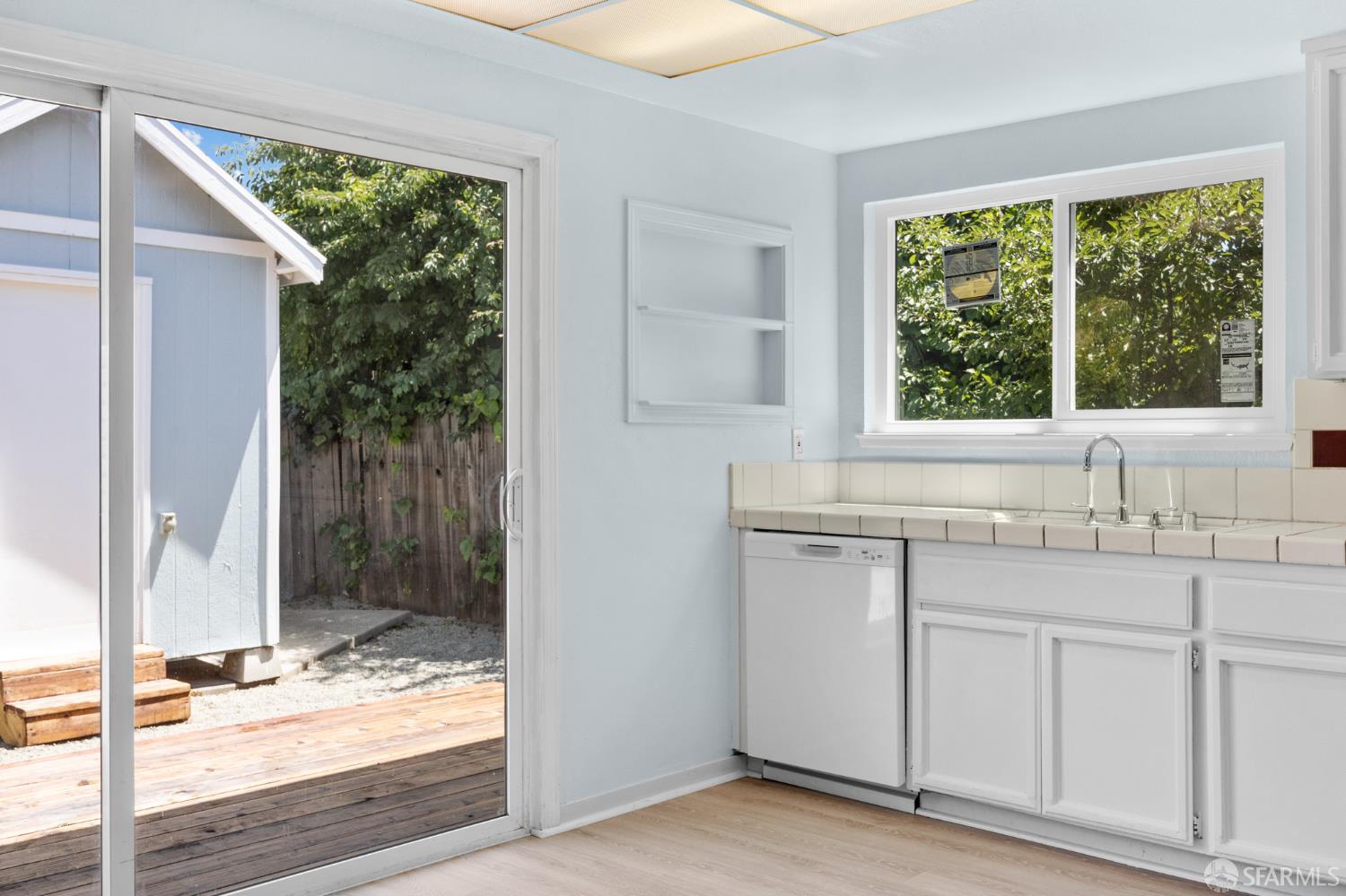 Detail Gallery Image 13 of 31 For 35 Doral Way, Antioch,  CA 94509 - 3 Beds | 2 Baths