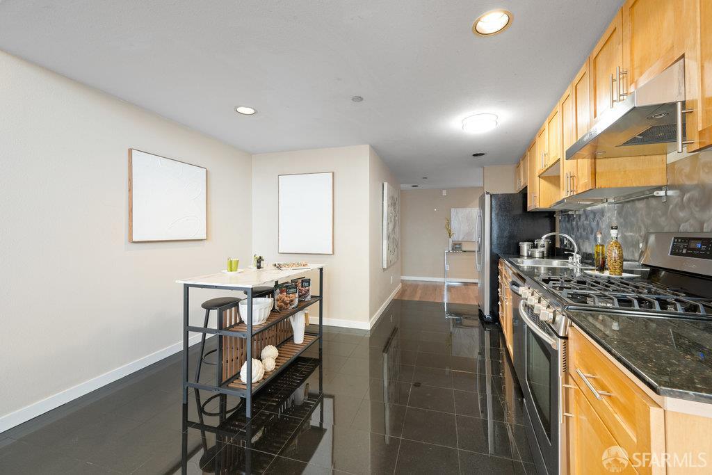 Detail Gallery Image 23 of 64 For 340 6th St #301,  San Francisco,  CA 94103 - 2 Beds | 2 Baths