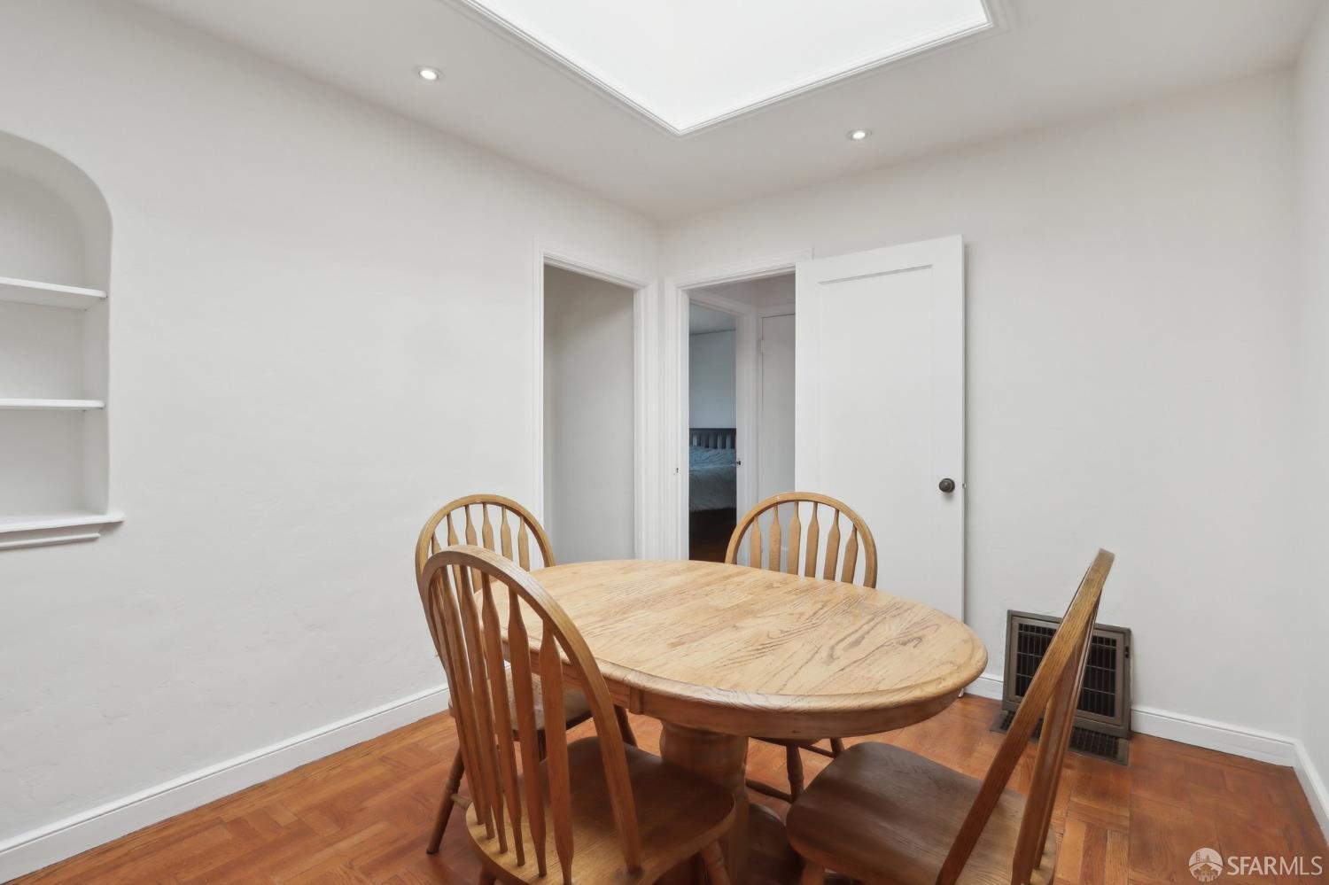 Detail Gallery Image 8 of 24 For 471 Mastick Ave, San Bruno,  CA 94066 - 2 Beds | 1 Baths