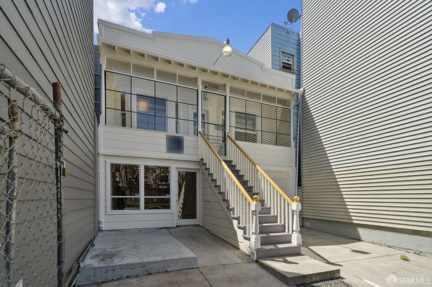 Detail Gallery Image 1 of 42 For 1885 Lombard St, San Francisco,  CA 94123 - – Beds | – Baths