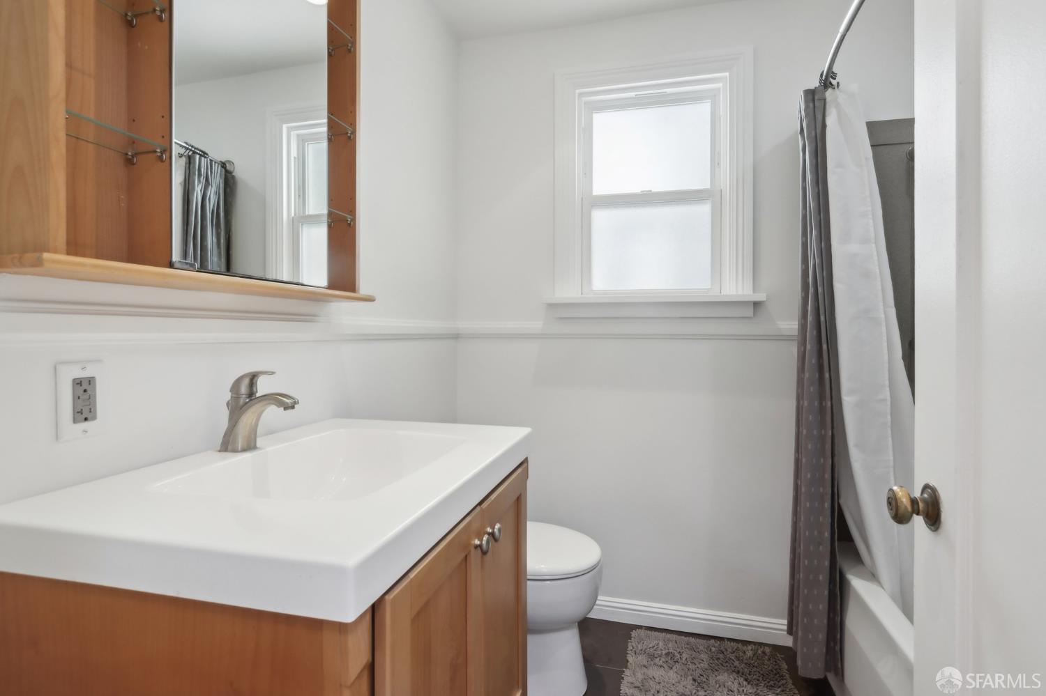 Detail Gallery Image 14 of 24 For 471 Mastick Ave, San Bruno,  CA 94066 - 2 Beds | 1 Baths