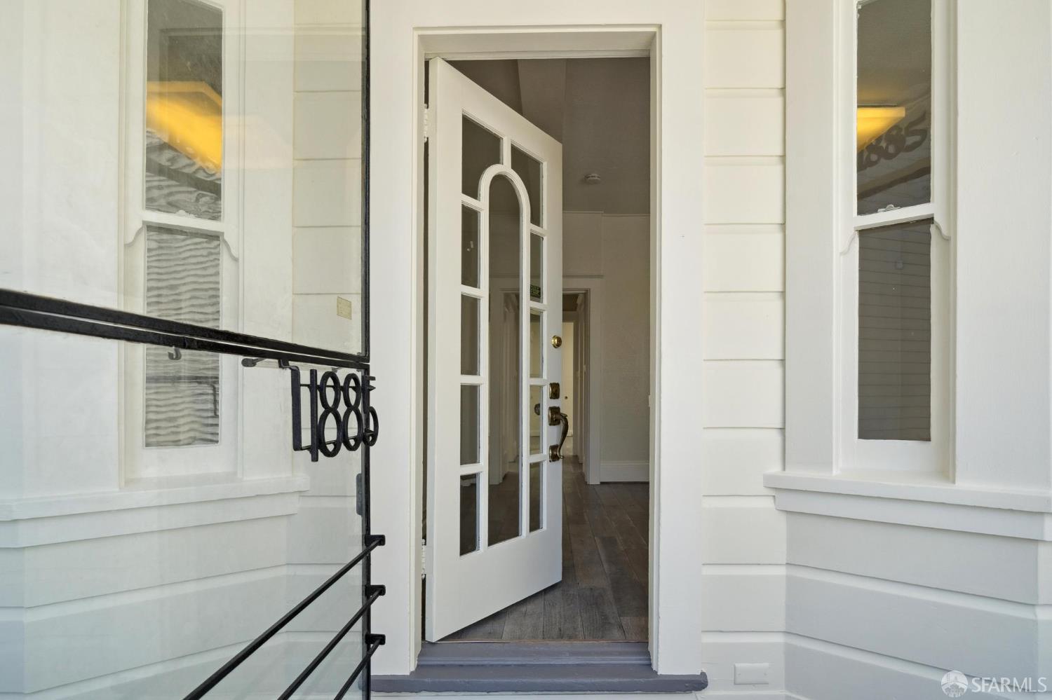 Detail Gallery Image 16 of 42 For 1885 Lombard St, San Francisco,  CA 94123 - – Beds | – Baths