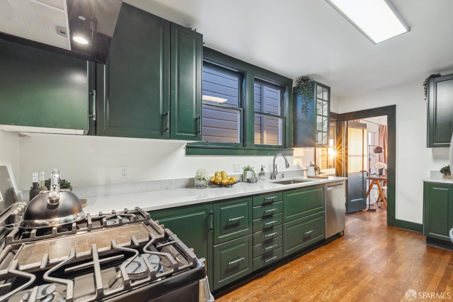 Detail Gallery Image 31 of 40 For 831 45th Ave, San Francisco,  CA 94121 - 2 Beds | 1 Baths