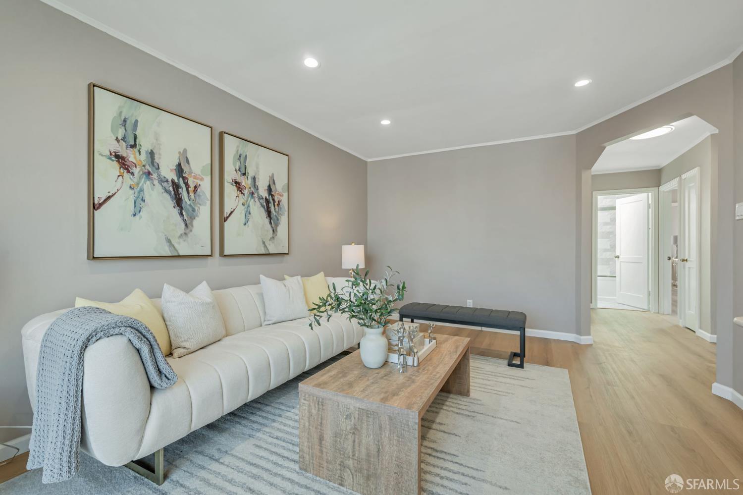 Detail Gallery Image 8 of 43 For 141 Cambridge St, San Francisco,  CA 94134 - 3 Beds | 1 Baths
