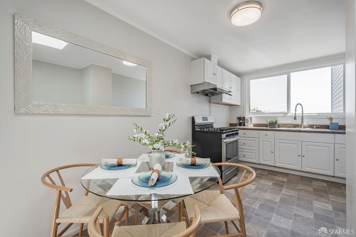 Detail Gallery Image 15 of 43 For 141 Cambridge St, San Francisco,  CA 94134 - 3 Beds | 1 Baths