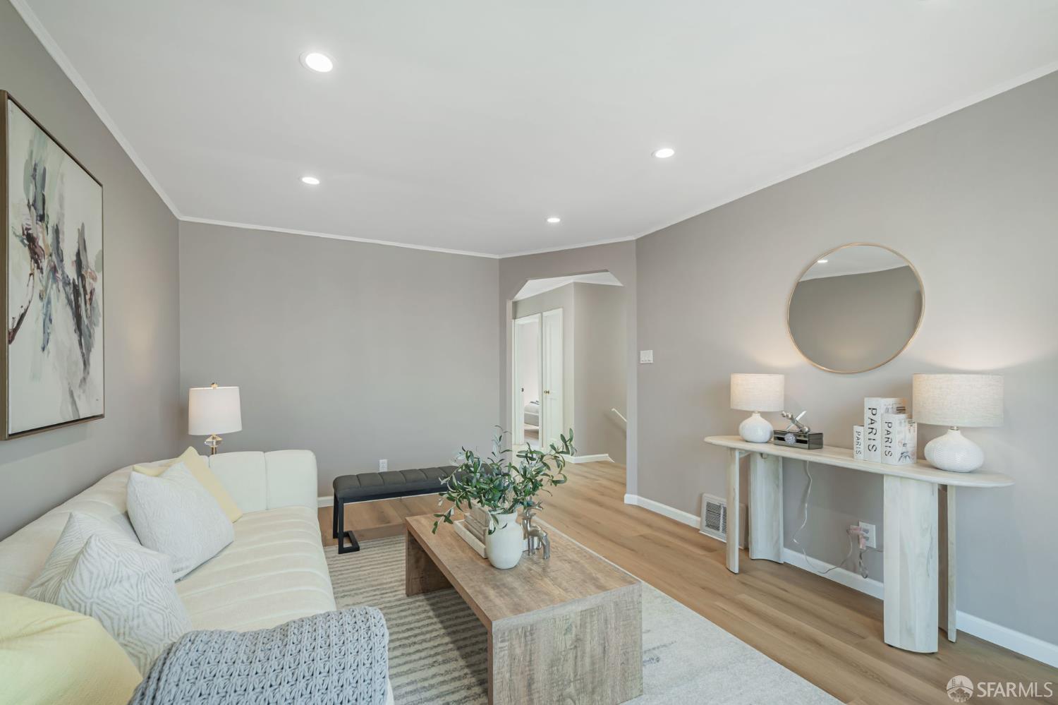 Detail Gallery Image 9 of 43 For 141 Cambridge St, San Francisco,  CA 94134 - 3 Beds | 1 Baths
