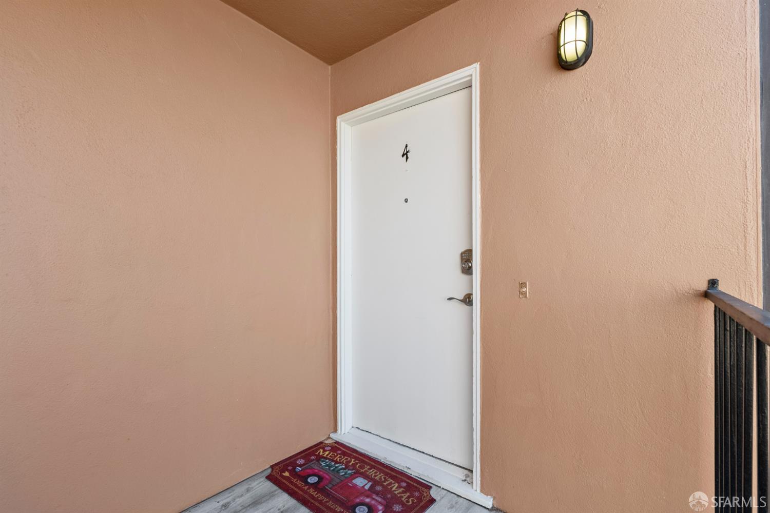 Detail Gallery Image 5 of 25 For 31 Mateo Ave #4,  Daly City,  CA 94014 - 2 Beds | 1 Baths