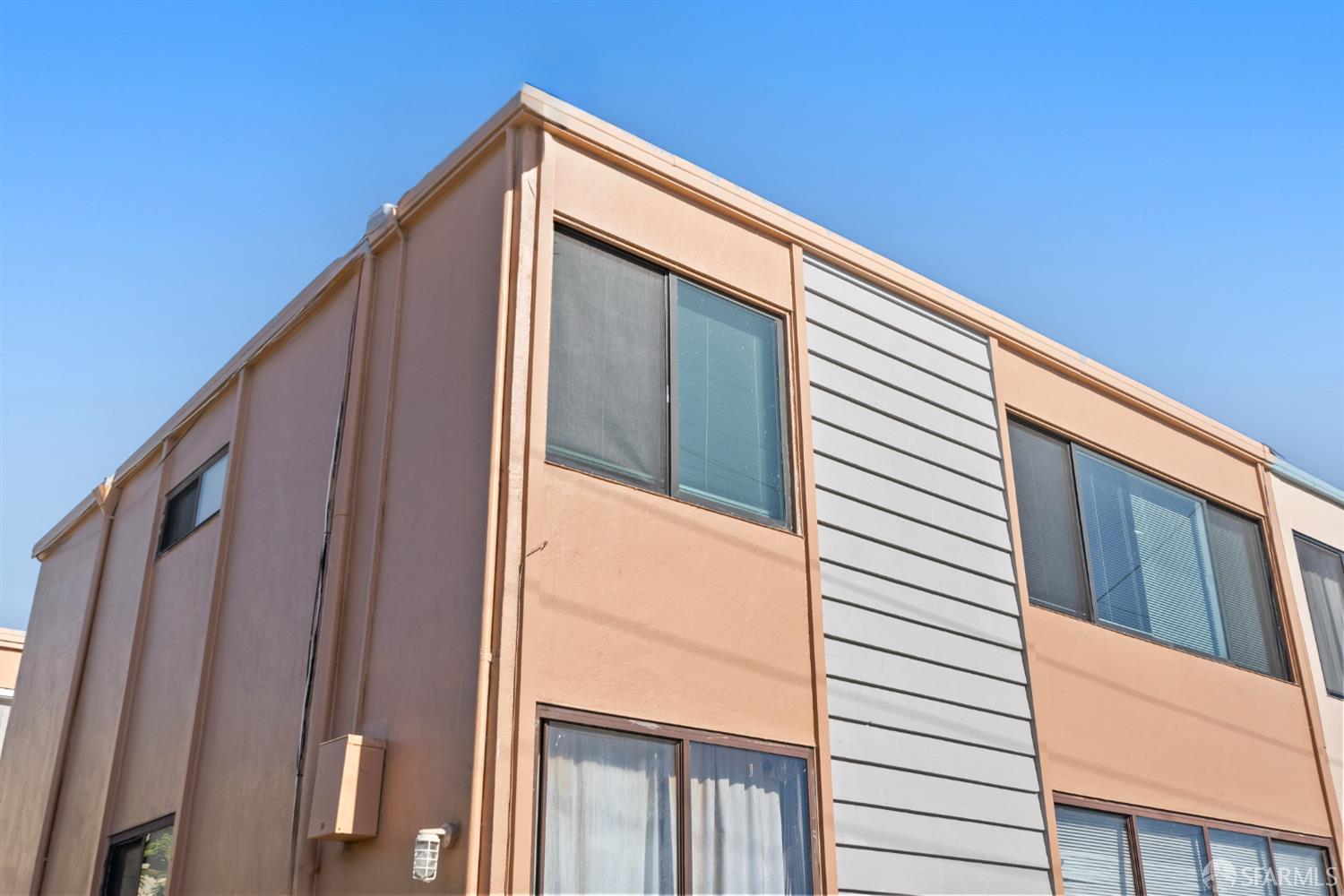 Detail Gallery Image 3 of 25 For 31 Mateo Ave #4,  Daly City,  CA 94014 - 2 Beds | 1 Baths