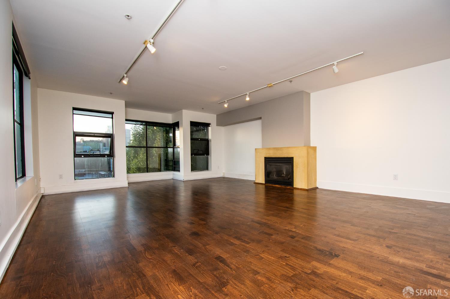 Detail Gallery Image 14 of 23 For 139 Welsh St #10,  San Francisco,  CA 94107 - 2 Beds | 2 Baths