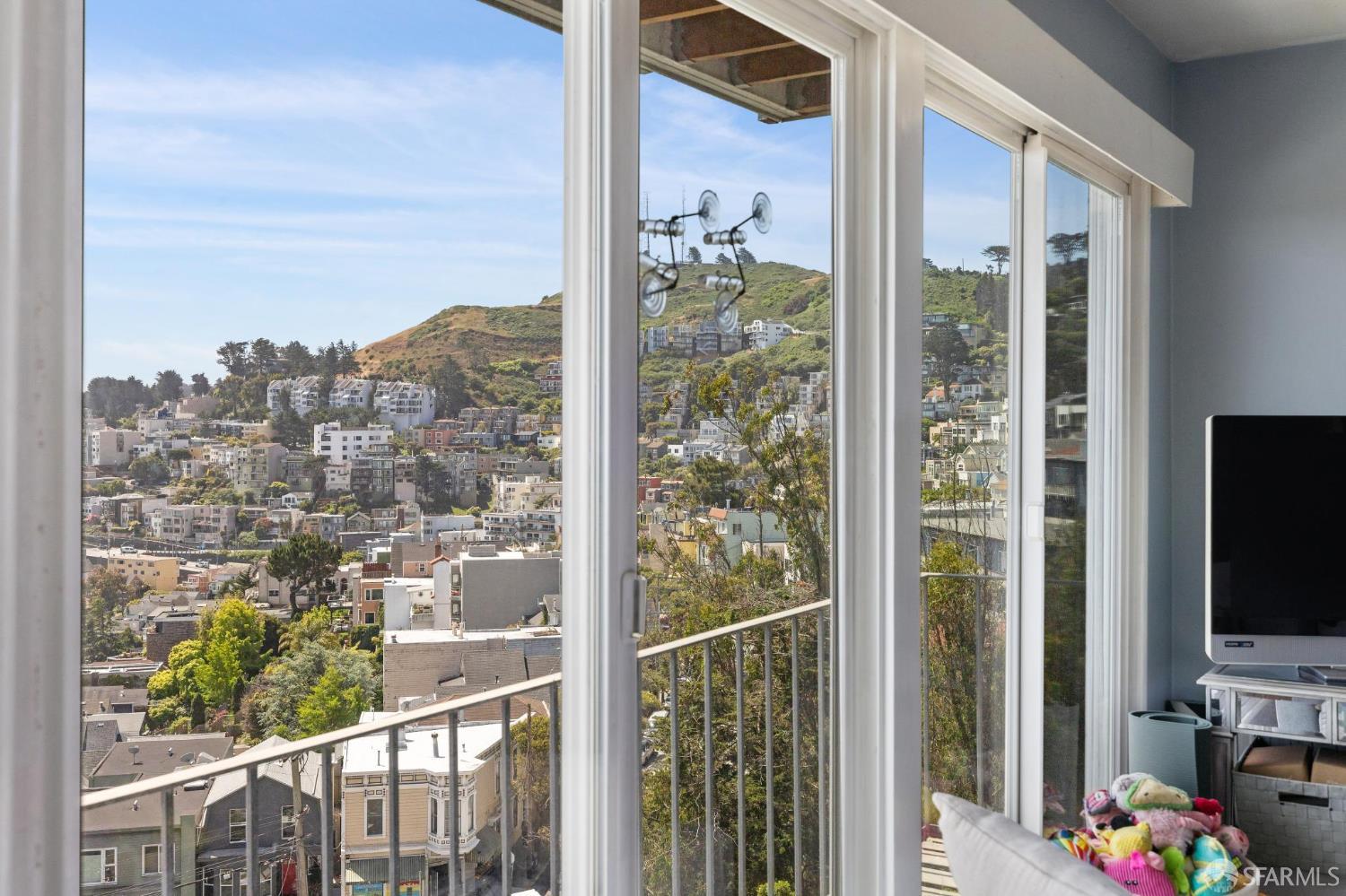Detail Gallery Image 32 of 50 For 259 Upper Terrace, San Francisco,  CA 94117 - – Beds | – Baths