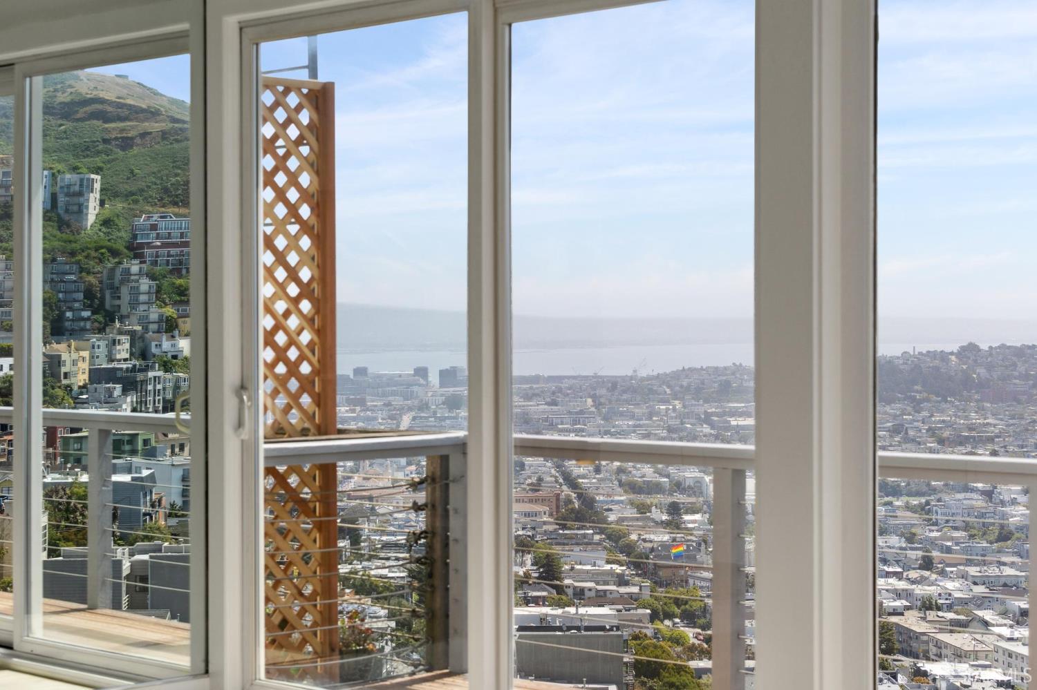 Detail Gallery Image 10 of 50 For 259 Upper Terrace, San Francisco,  CA 94117 - – Beds | – Baths