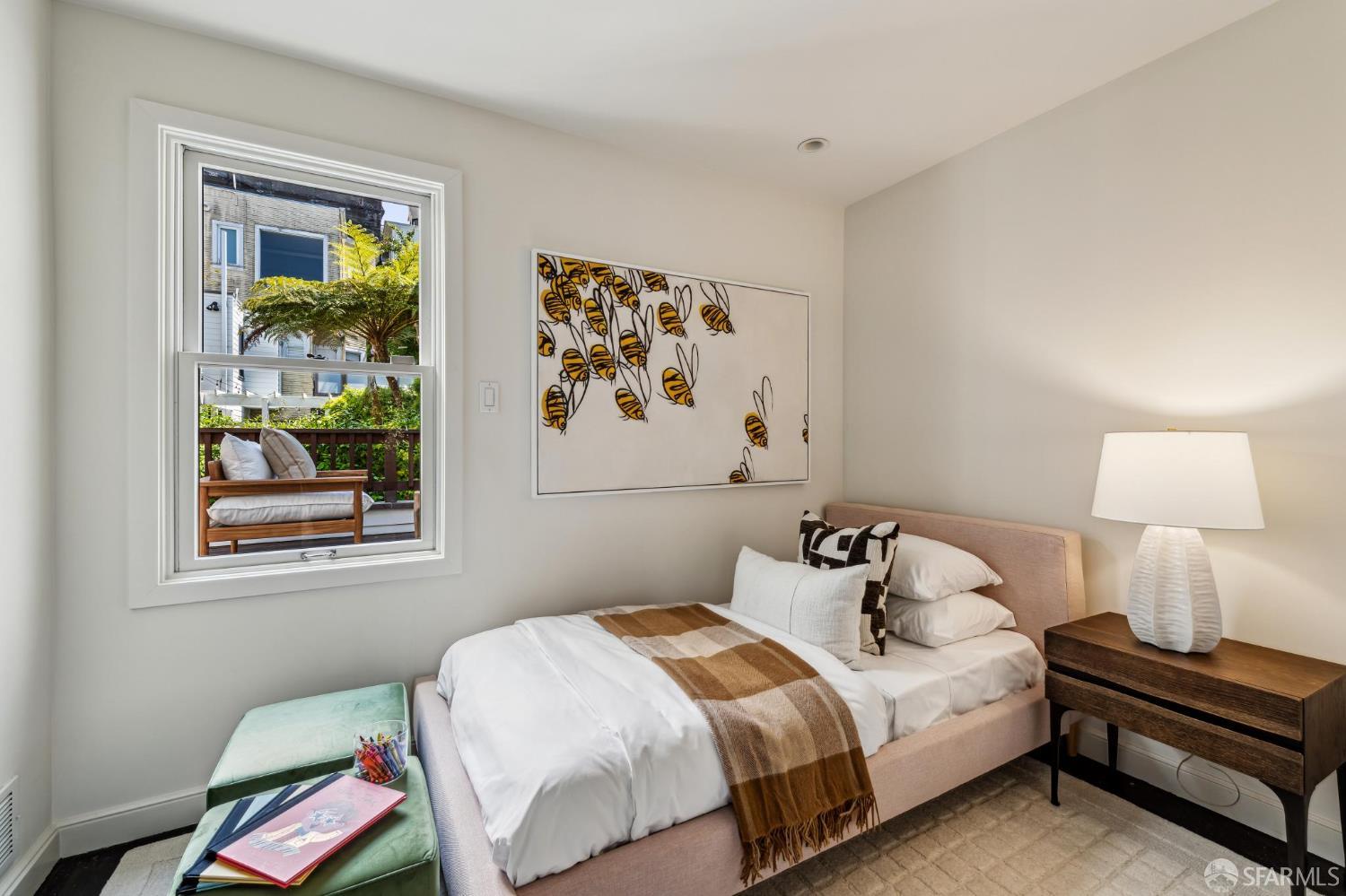 Detail Gallery Image 24 of 35 For 2111 Vallejo St, San Francisco,  CA 94123 - 3 Beds | 2/1 Baths