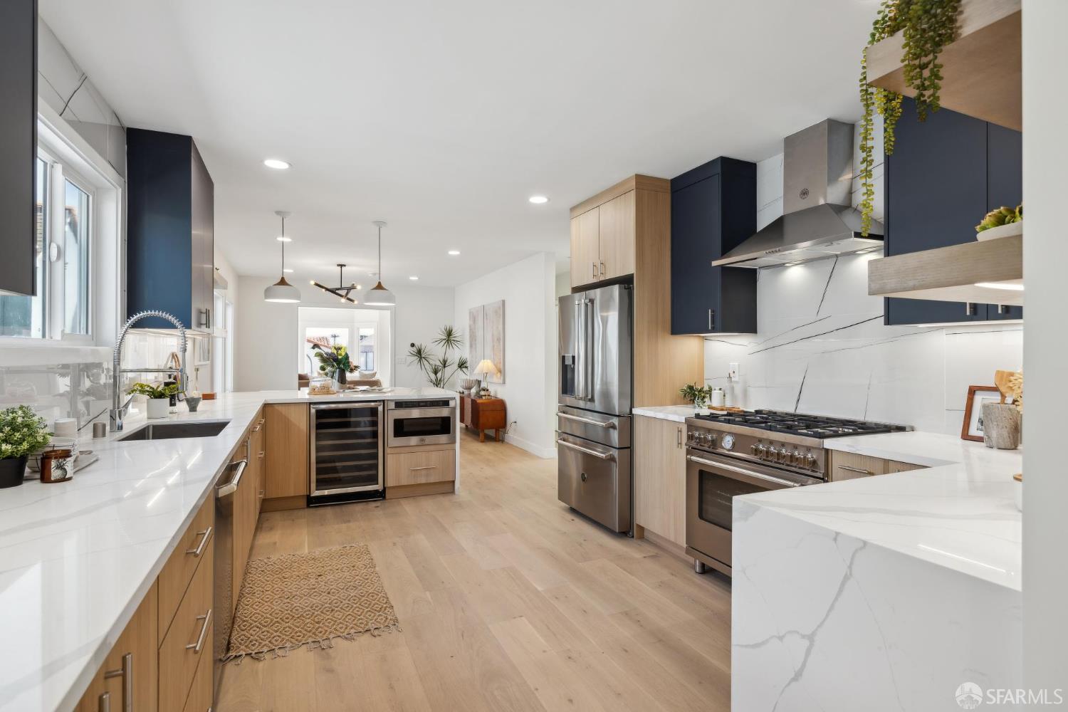 Detail Gallery Image 5 of 80 For 338 Teresita Blvd, San Francisco,  CA 94127 - 3 Beds | 2/1 Baths
