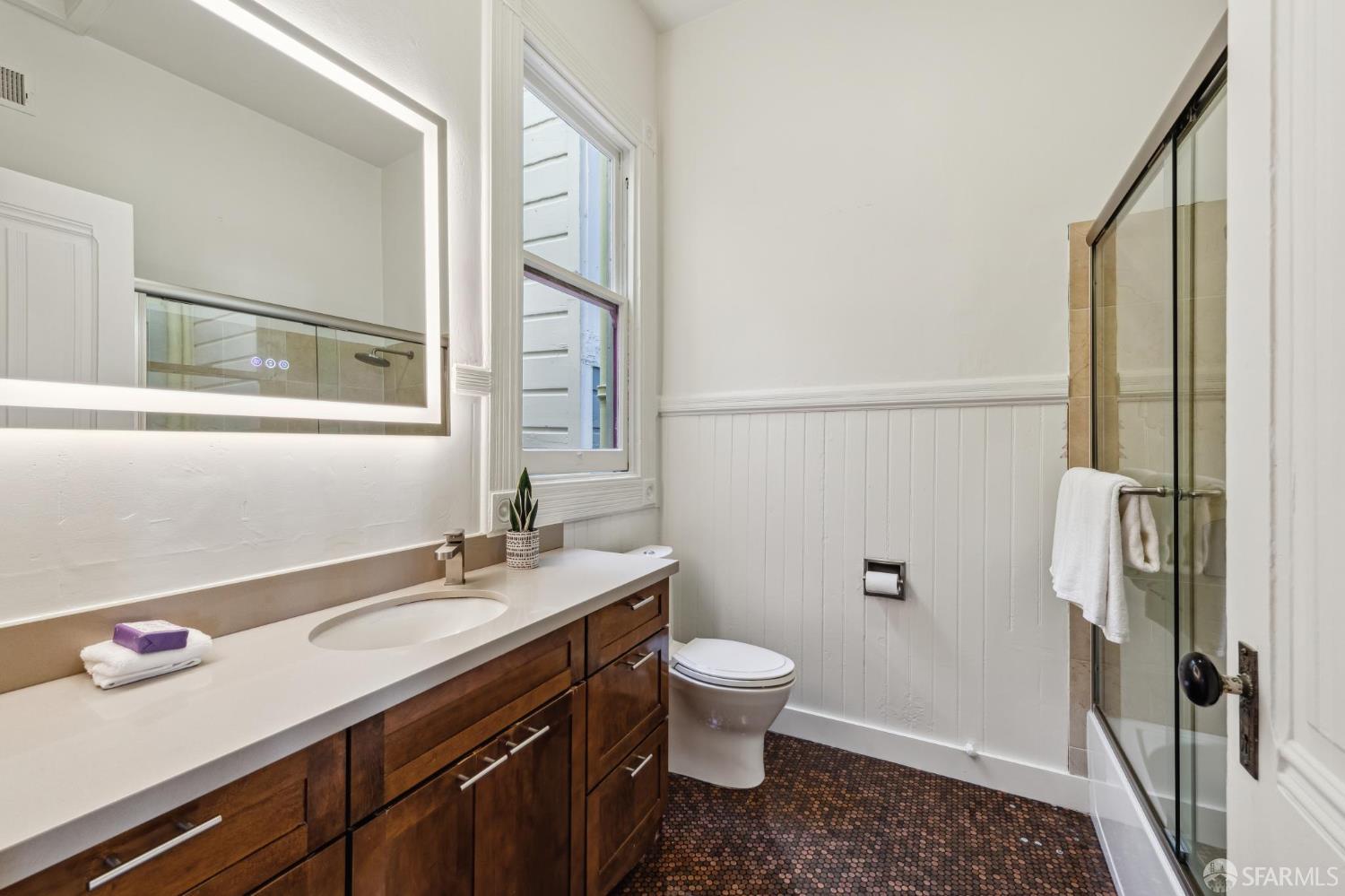 Detail Gallery Image 33 of 44 For 338 Scott St, San Francisco,  CA 94117 - 3 Beds | 2 Baths