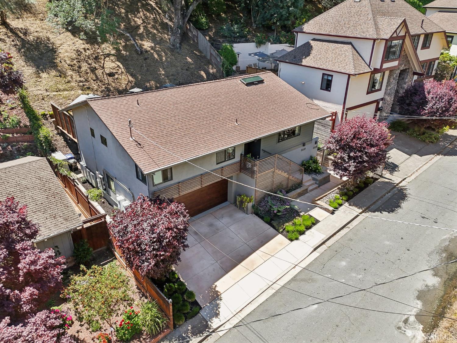Detail Gallery Image 49 of 62 For 2031 Buena Vista Dr, Pinole,  CA 94564 - 5 Beds | 4 Baths