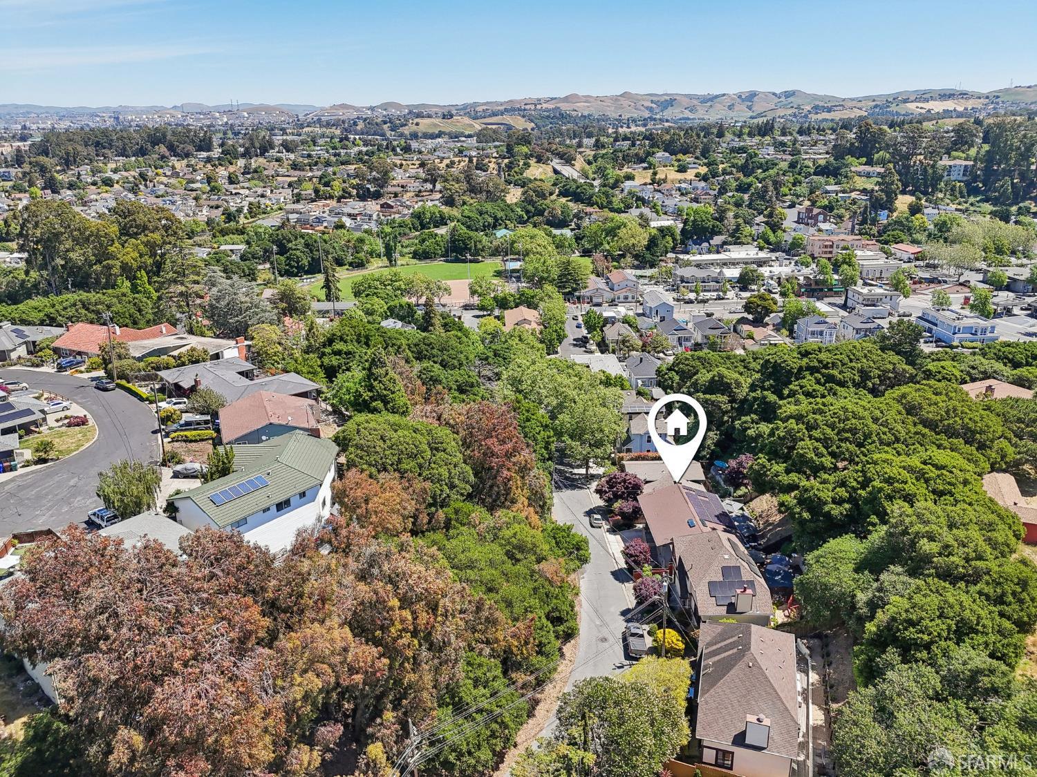 Detail Gallery Image 59 of 62 For 2031 Buena Vista Dr, Pinole,  CA 94564 - 5 Beds | 4 Baths