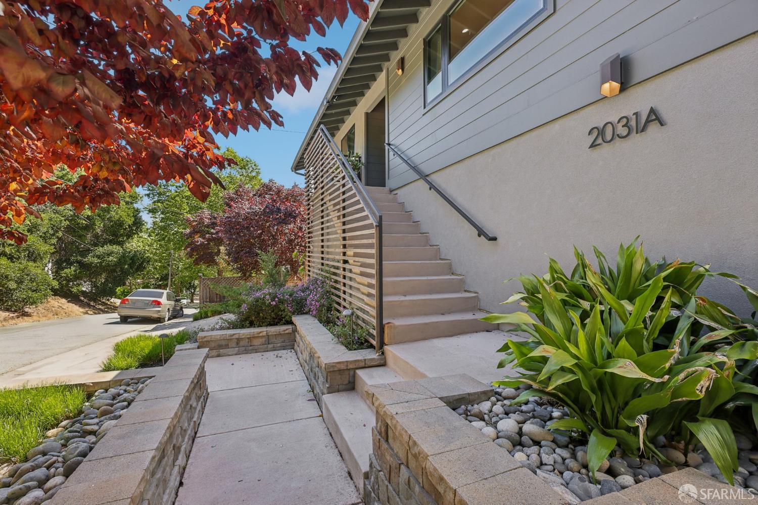 Detail Gallery Image 44 of 62 For 2031 Buena Vista Dr, Pinole,  CA 94564 - 5 Beds | 4 Baths