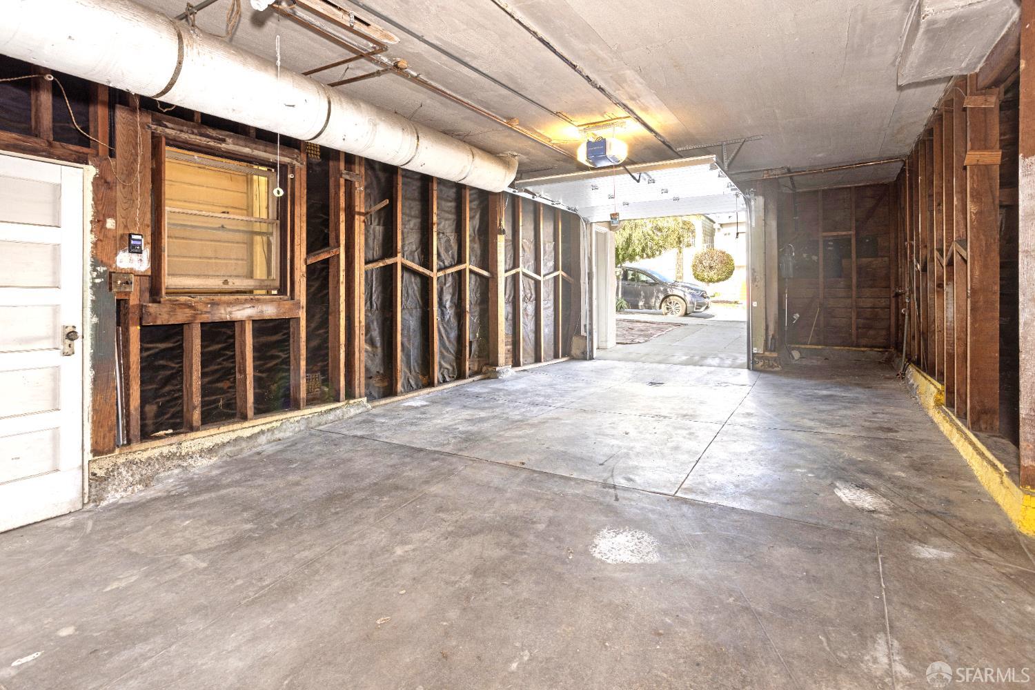 Detail Gallery Image 12 of 23 For 2363 34th Ave, San Francisco,  CA 94116 - 2 Beds | 1 Baths