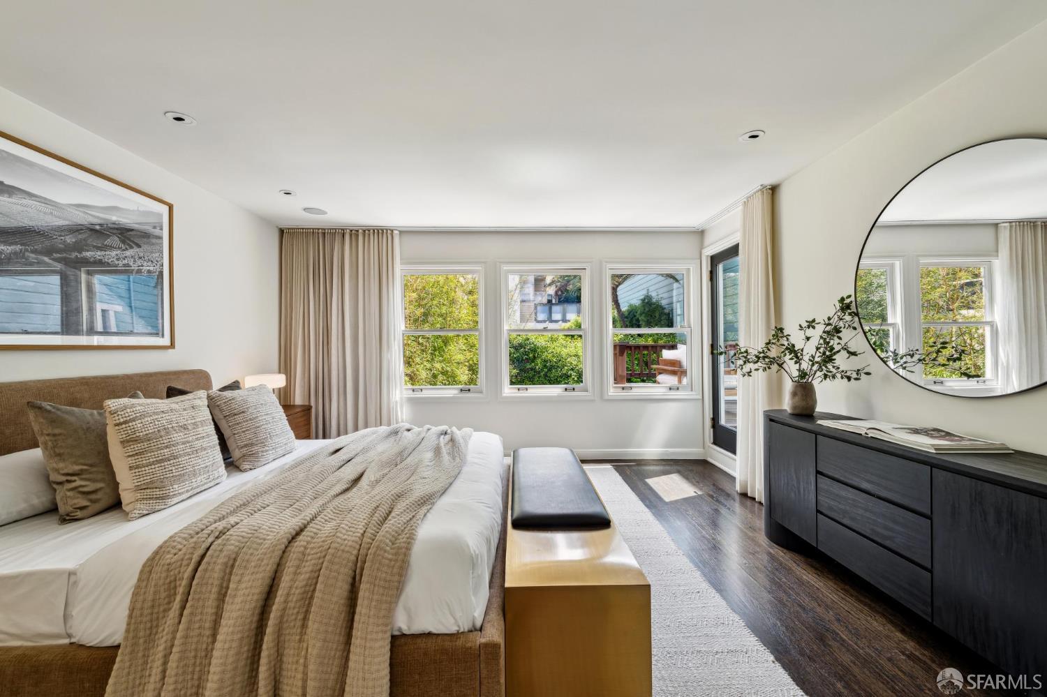 Detail Gallery Image 17 of 35 For 2111 Vallejo St, San Francisco,  CA 94123 - 3 Beds | 2/1 Baths